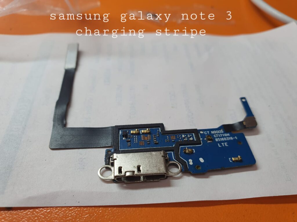 SAMSUNG NOTE 3 CHARGING STRIP